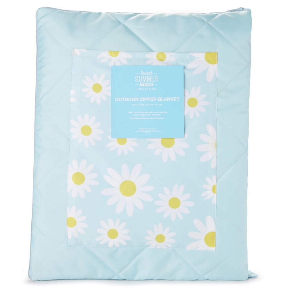 Outdoor Blanket with Zipper and Easy-Carry Straps